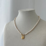 PEARLY LOCK ~ NECKLACE